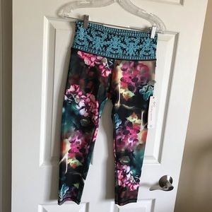 Nanette Lepore capris leggings, size small
